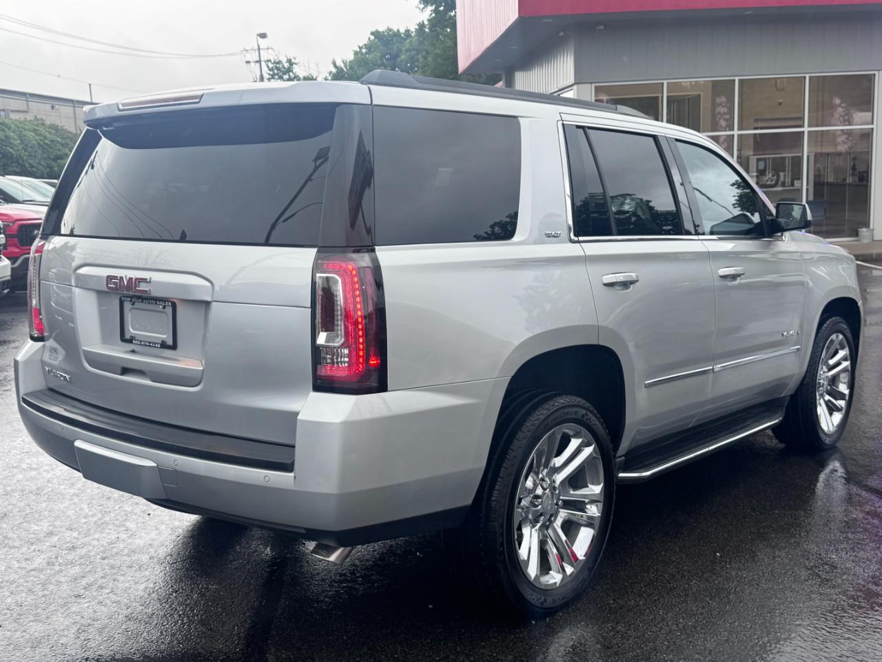 GMC Yukon 2WD 4dr SLT 2020