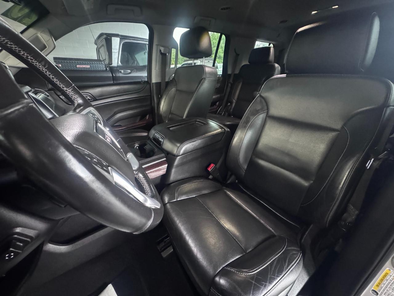 GMC Yukon 2WD 4dr SLT 2020