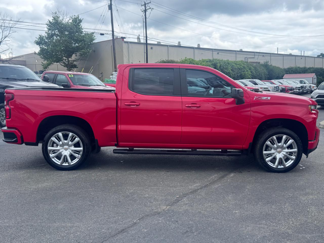 Chevrolet Silverado 1500 4WD Crew Cab 147" RST 2021