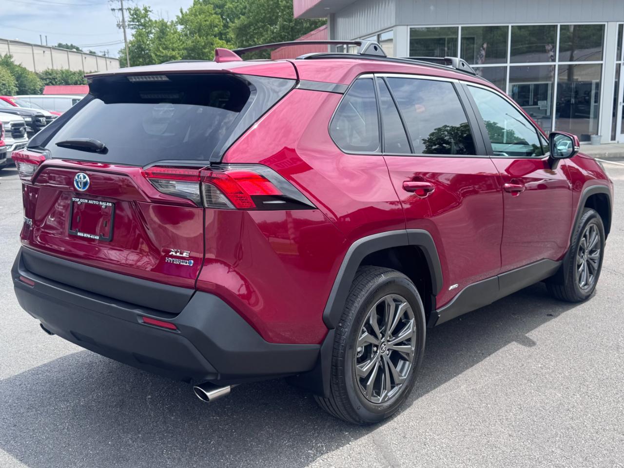 Toyota RAV4 Hybrid XLE Premium AWD (Natl) 2024