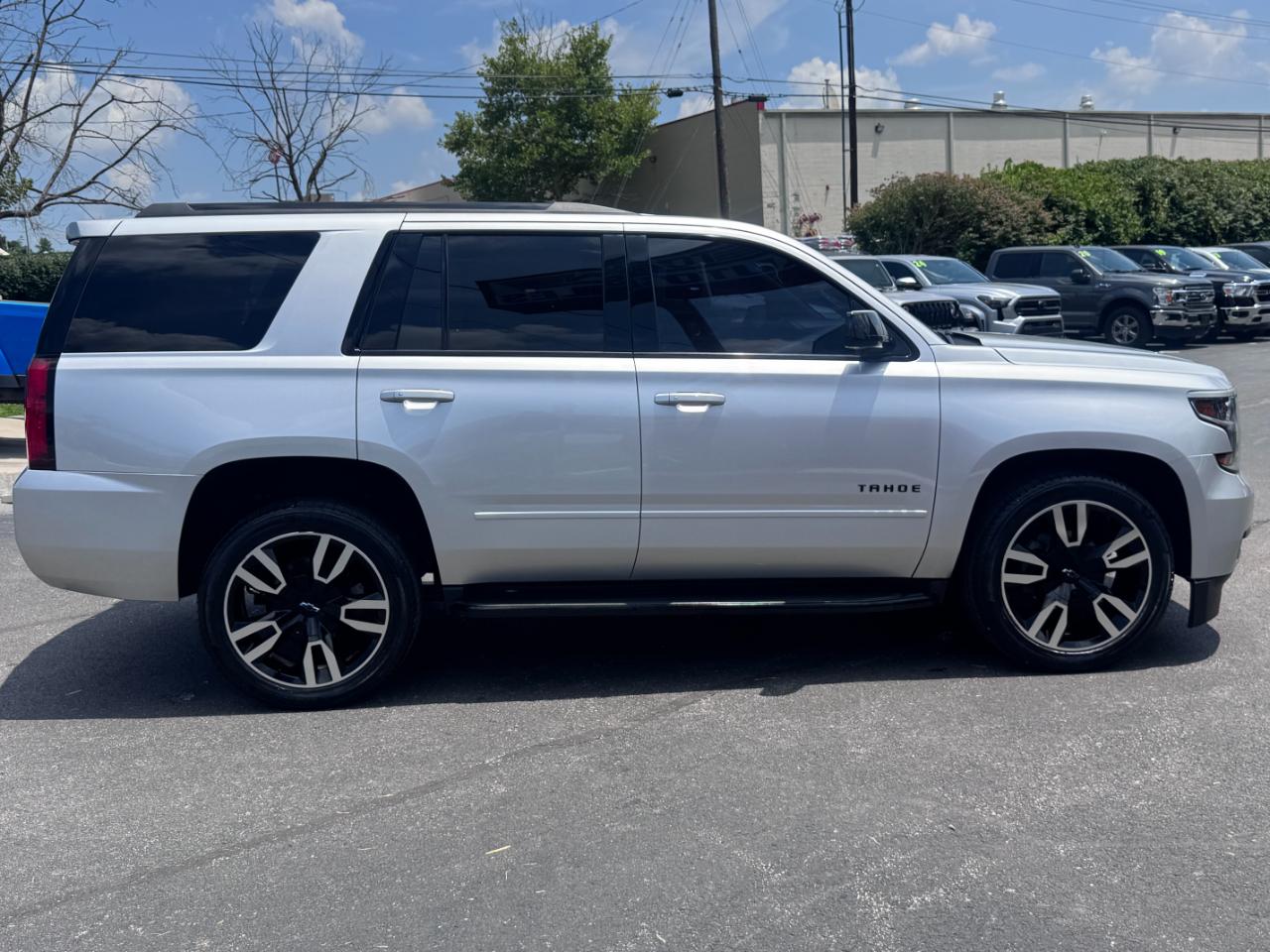 Chevrolet Tahoe 4WD 4dr Premier 2018
