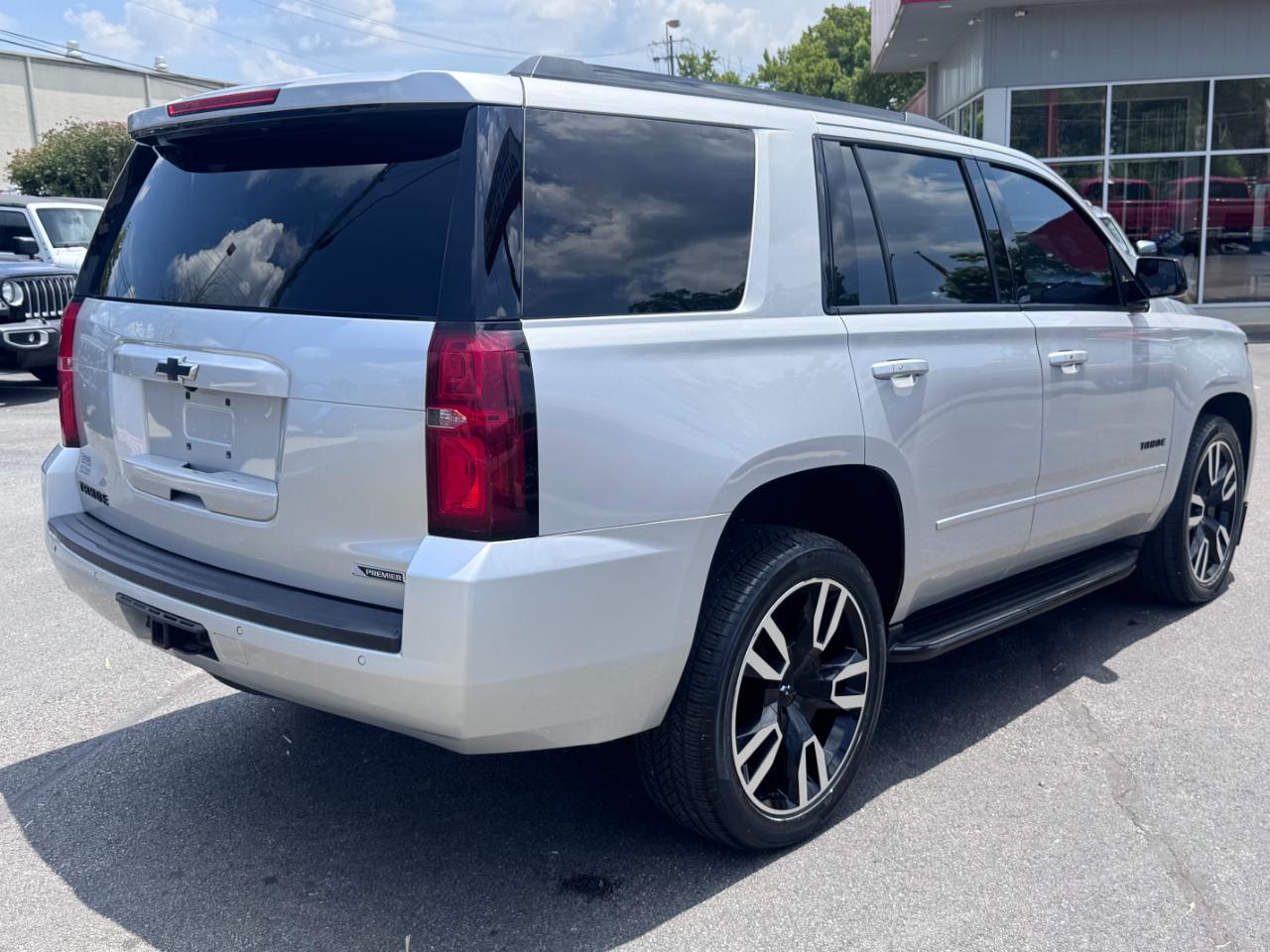 Chevrolet Tahoe 4WD 4dr Premier 2018