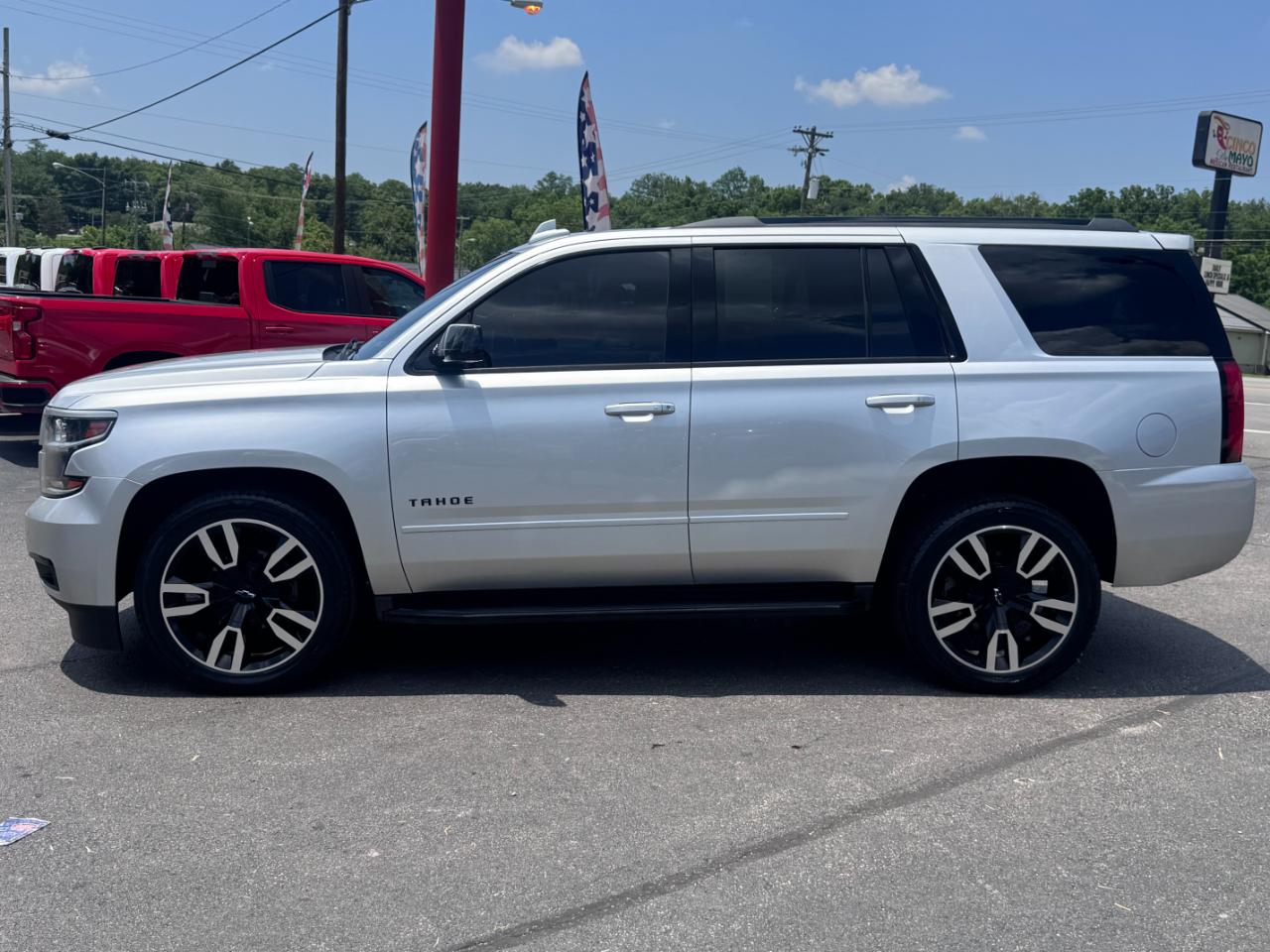 Chevrolet Tahoe 4WD 4dr Premier 2018