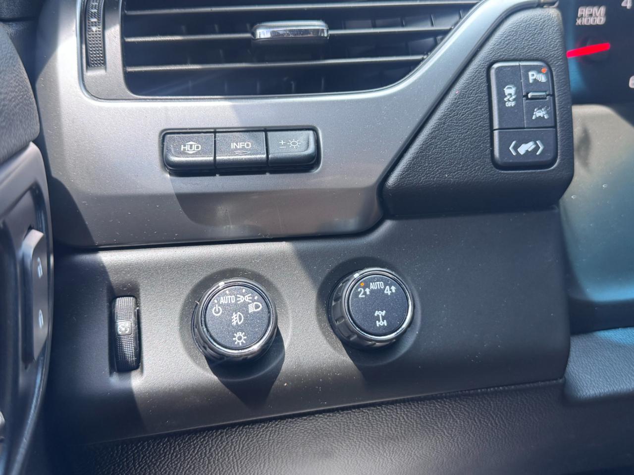 Chevrolet Tahoe 4WD 4dr Premier 2018