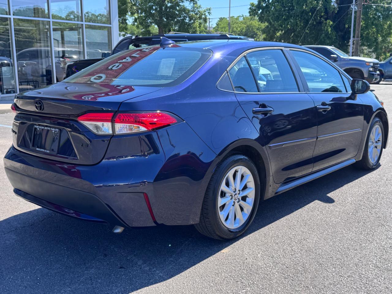 Toyota Corolla LE CVT (Natl) 2022