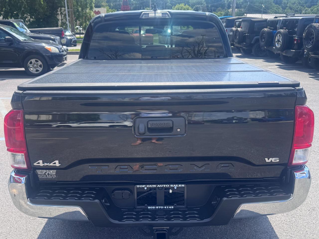 Toyota Tacoma 4WD SR5 Double Cab 5' Bed V6 AT (Natl) 2020