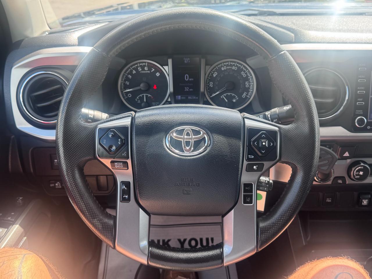 Toyota Tacoma 4WD SR5 Double Cab 5' Bed V6 AT (Natl) 2020
