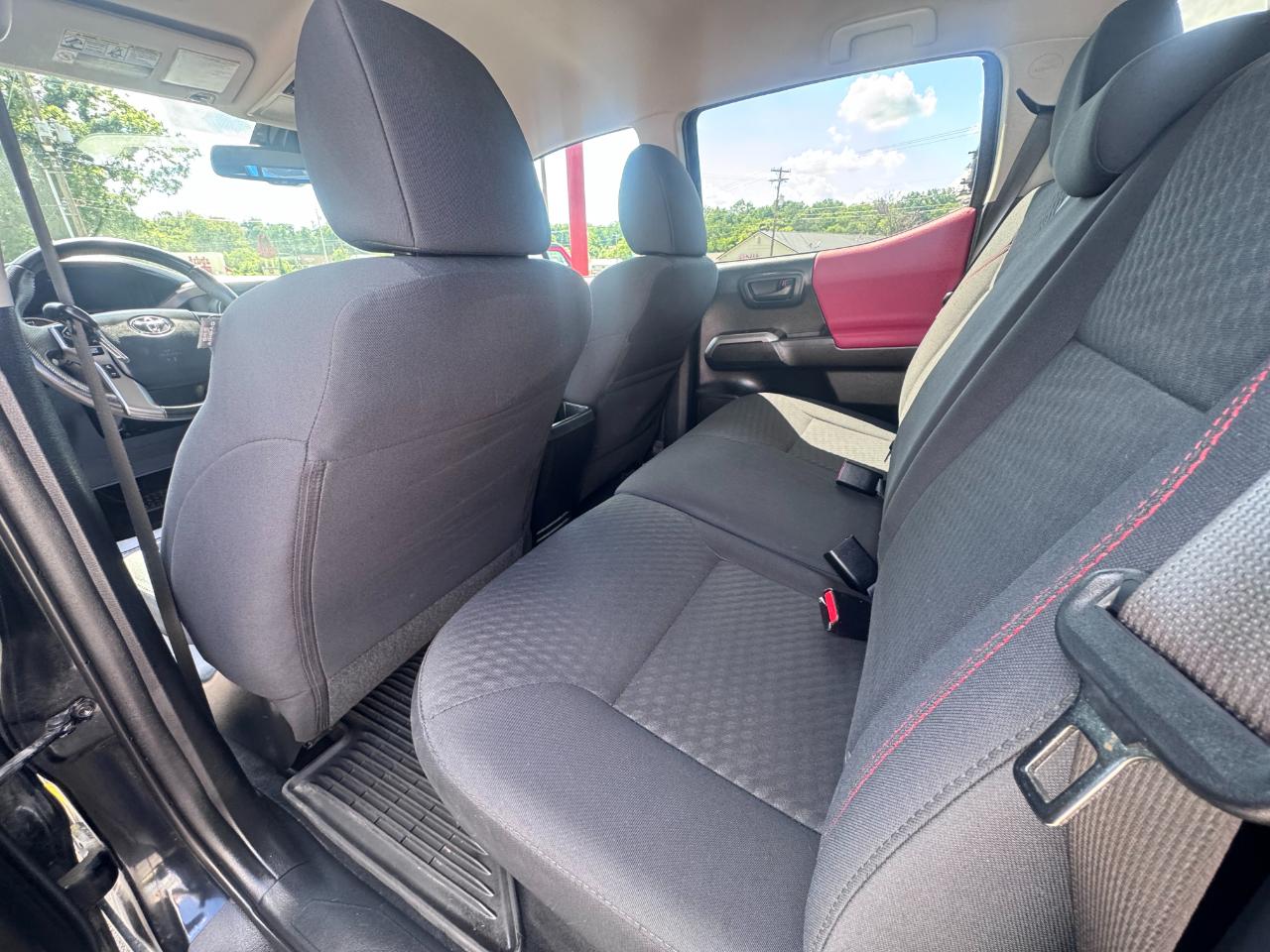 Toyota Tacoma 4WD SR5 Double Cab 5' Bed V6 AT (Natl) 2020