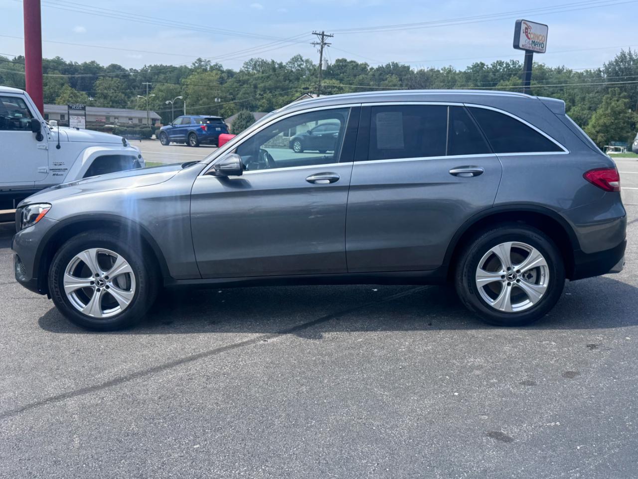 Mercedes-Benz GLC GLC 300 4MATIC SUV 2018