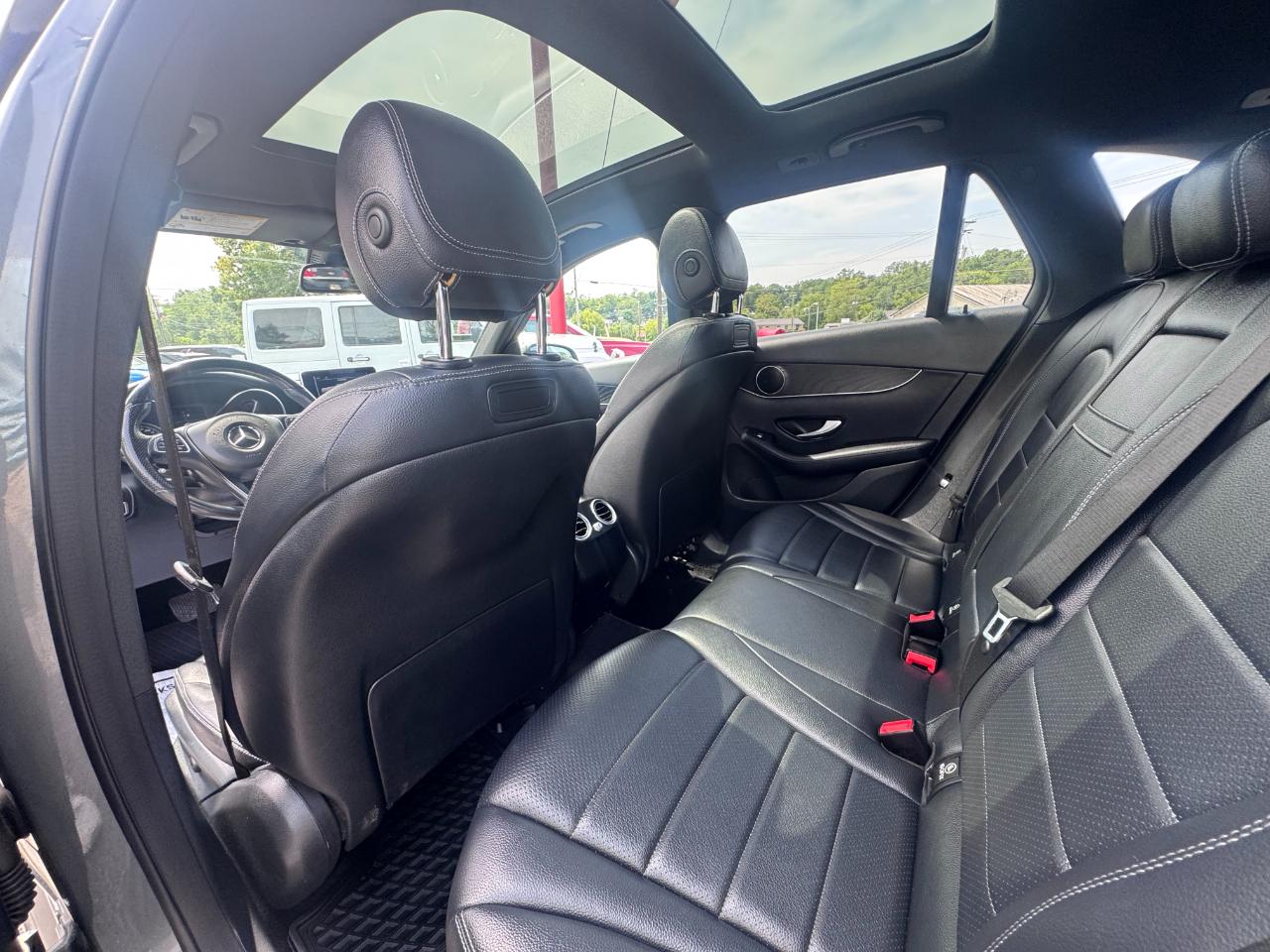 Mercedes-Benz GLC GLC 300 4MATIC SUV 2018