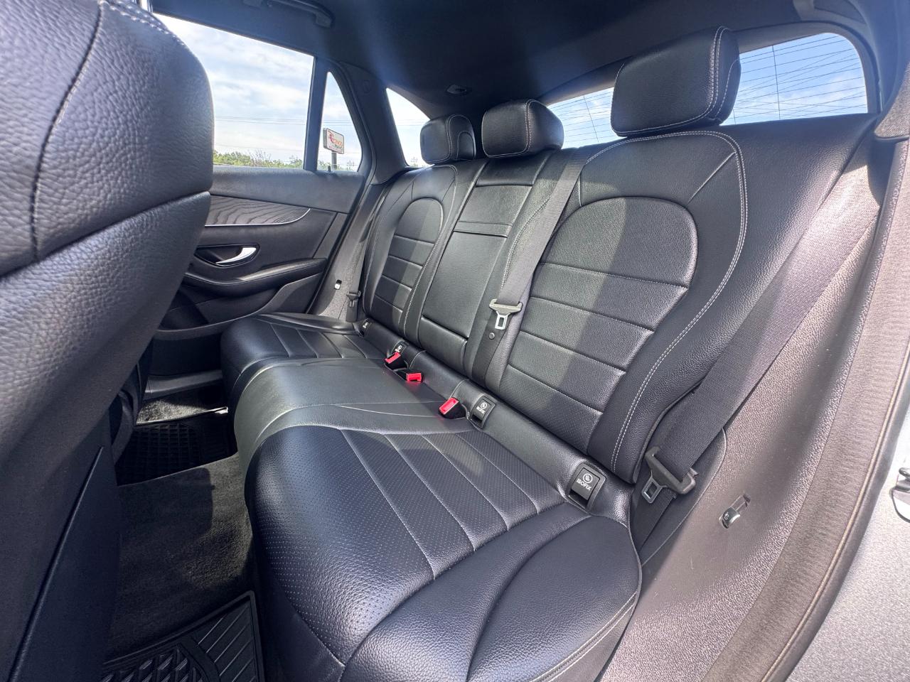 Mercedes-Benz GLC GLC 300 4MATIC SUV 2018