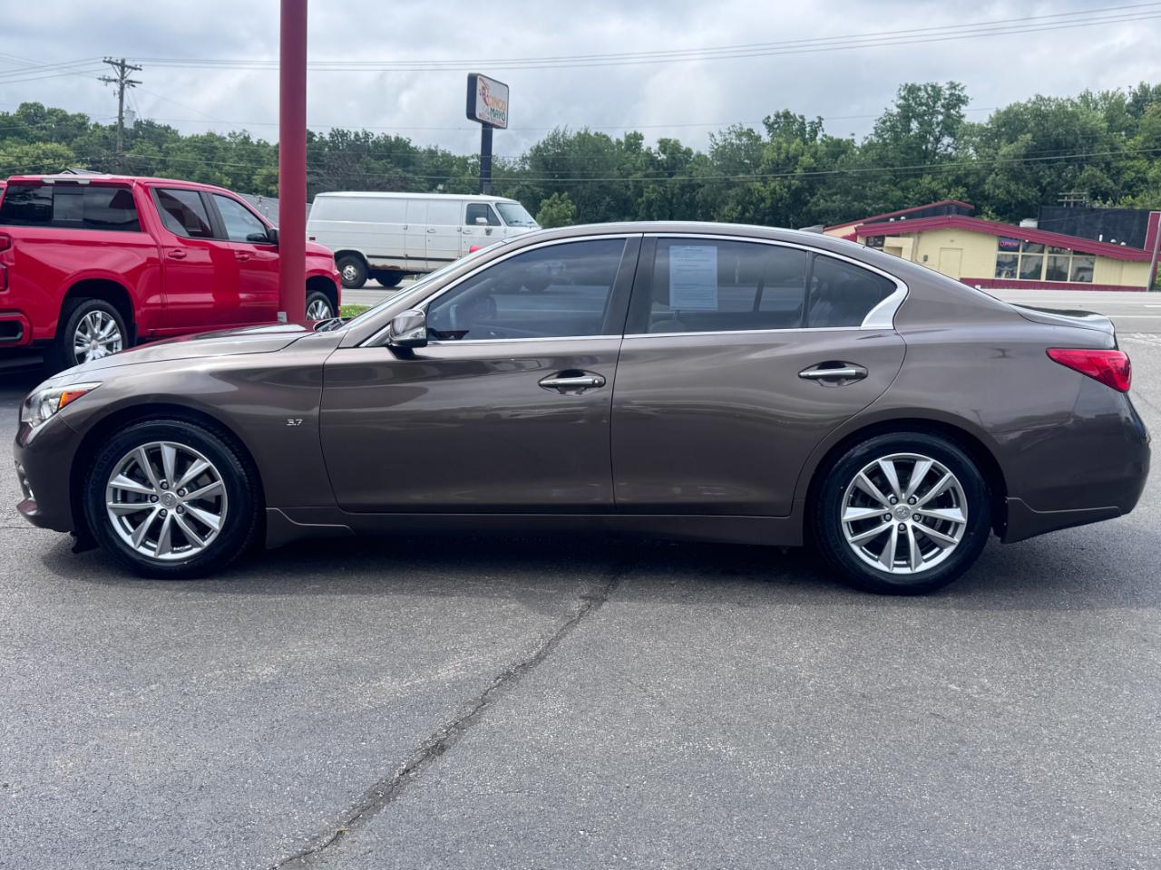 Infiniti Q50 4dr Sdn Premium AWD 2014