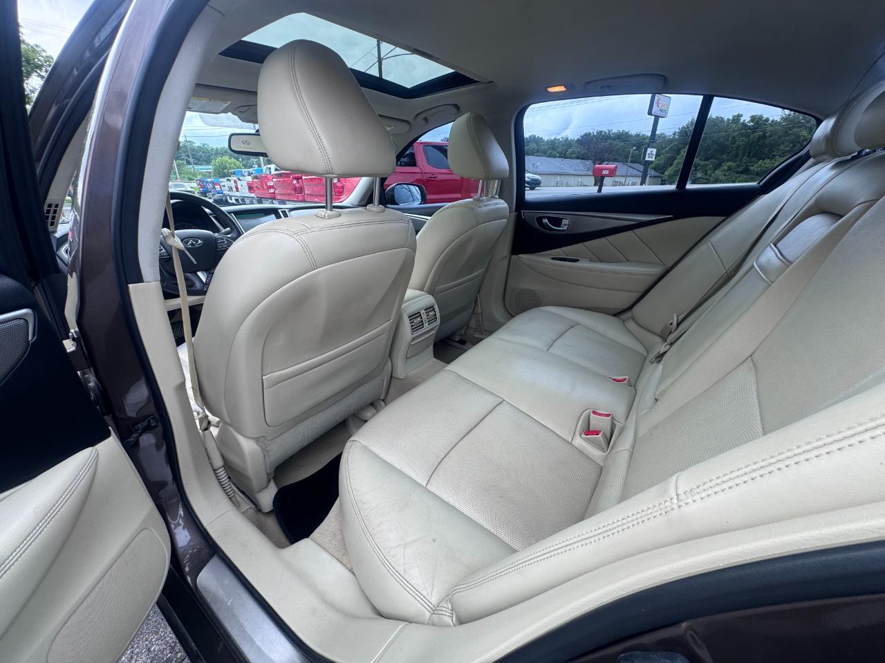 Infiniti Q50 4dr Sdn Premium AWD 2014