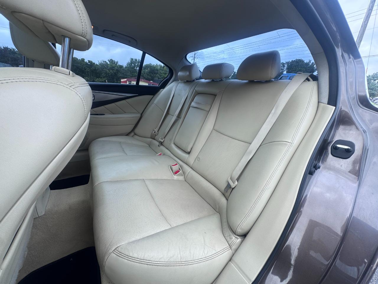 Infiniti Q50 4dr Sdn Premium AWD 2014