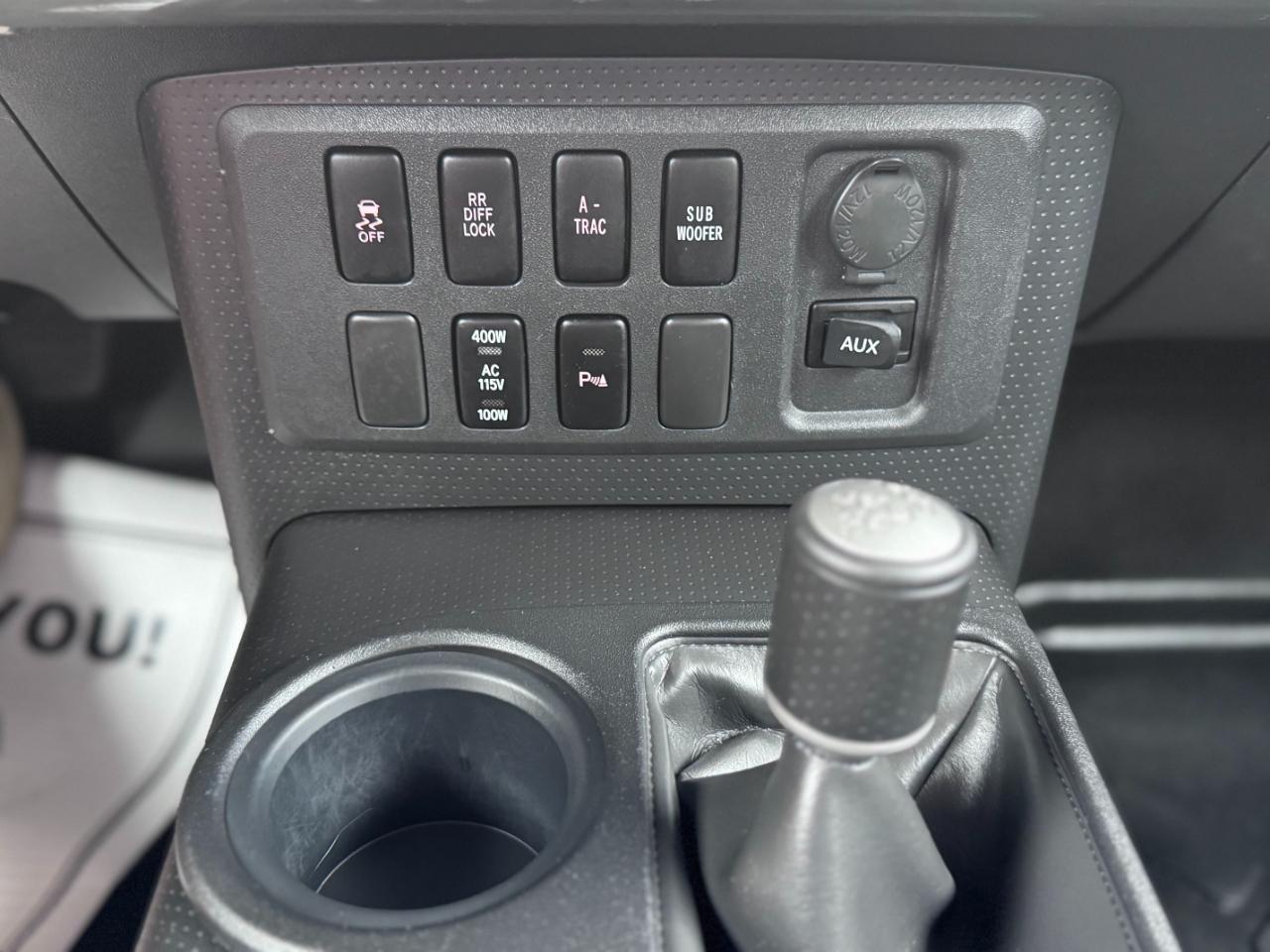 Toyota FJ Cruiser 4WD 4dr Man (Natl) 2010