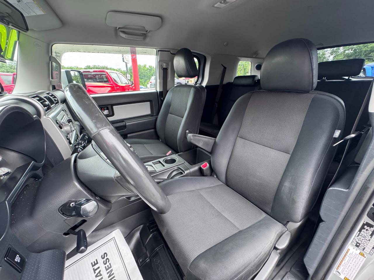 Toyota FJ Cruiser 4WD 4dr Man (Natl) 2010