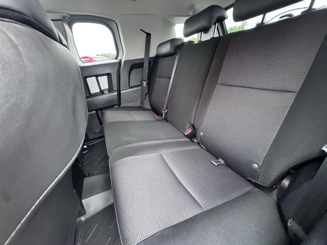 Toyota FJ Cruiser 4WD 4dr Man (Natl) 2010