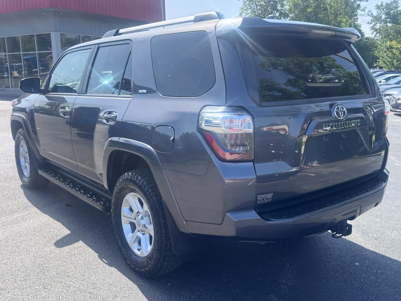 Toyota 4Runner SR5 4WD (Natl) 2021