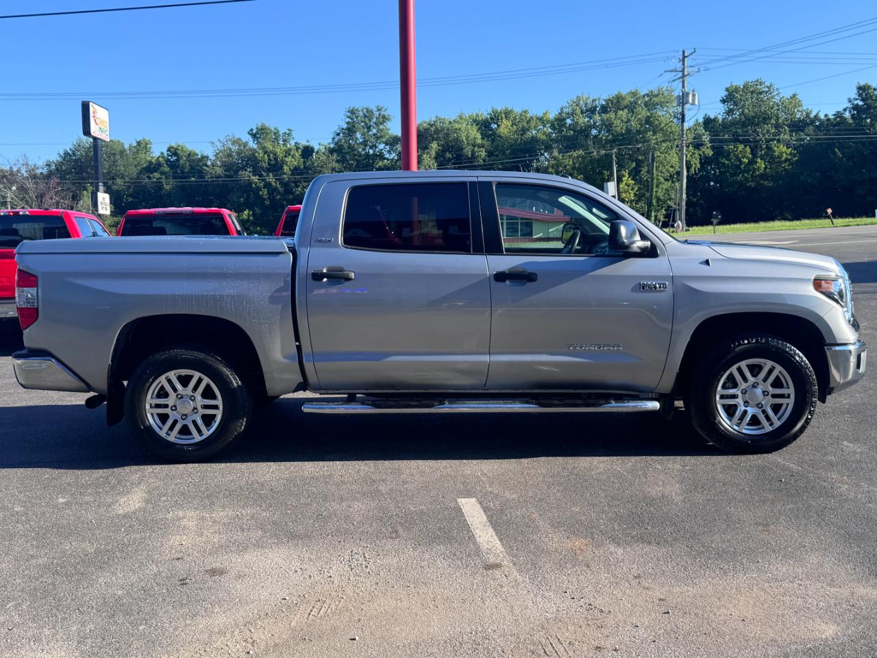 Toyota Tundra 4WD SR5 CrewMax 5.5' Bed 5.7L FFV (Natl) 2019