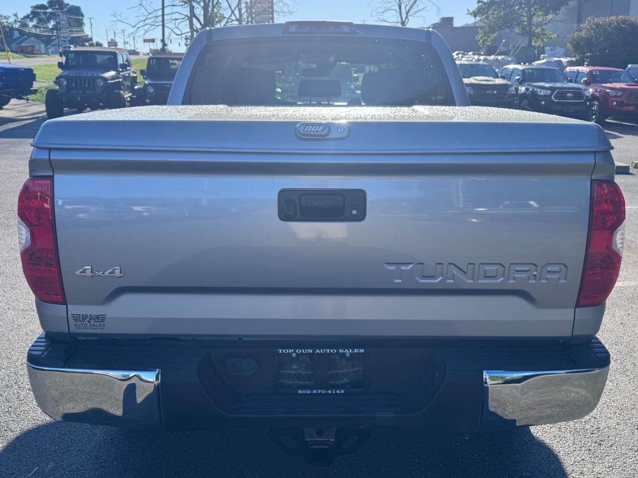 Toyota Tundra 4WD SR5 CrewMax 5.5' Bed 5.7L FFV (Natl) 2019