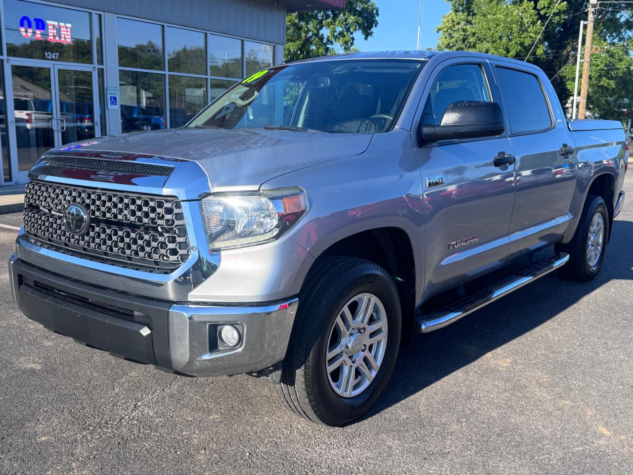 Toyota Tundra 4WD SR5 CrewMax 5.5' Bed 5.7L FFV (Natl) 2019