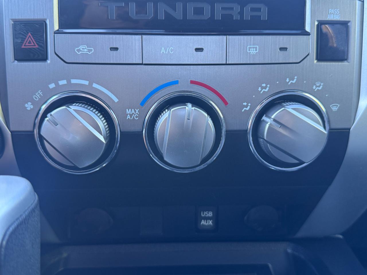 Toyota Tundra 4WD SR5 CrewMax 5.5' Bed 5.7L FFV (Natl) 2019