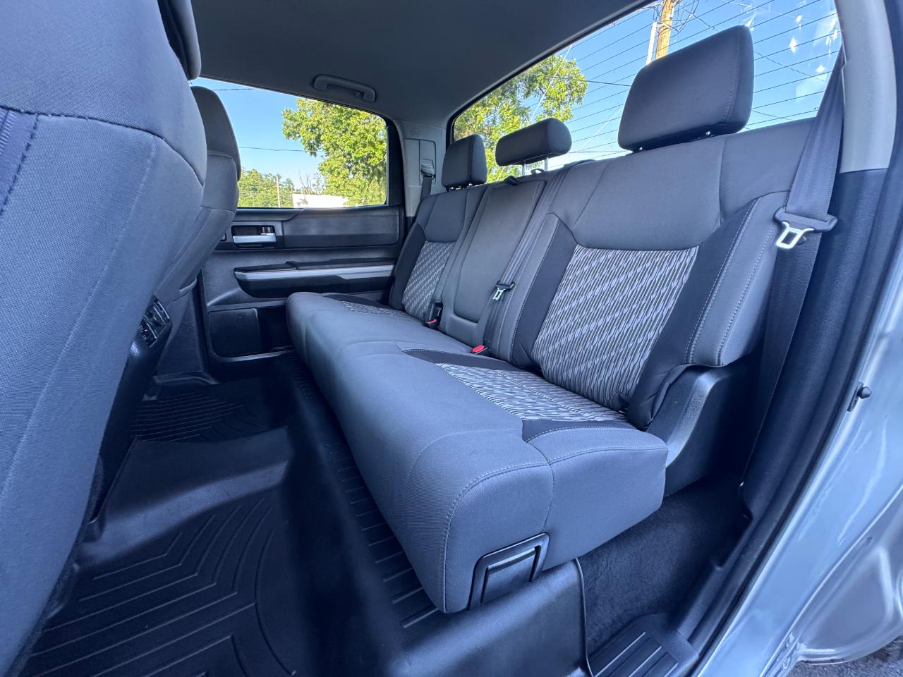 Toyota Tundra 4WD SR5 CrewMax 5.5' Bed 5.7L FFV (Natl) 2019