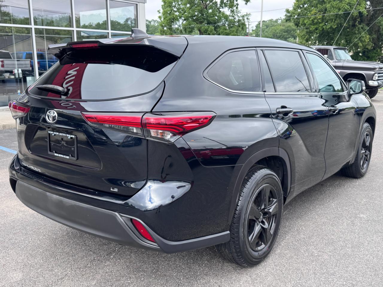 Toyota Highlander L FWD (Natl) 2021