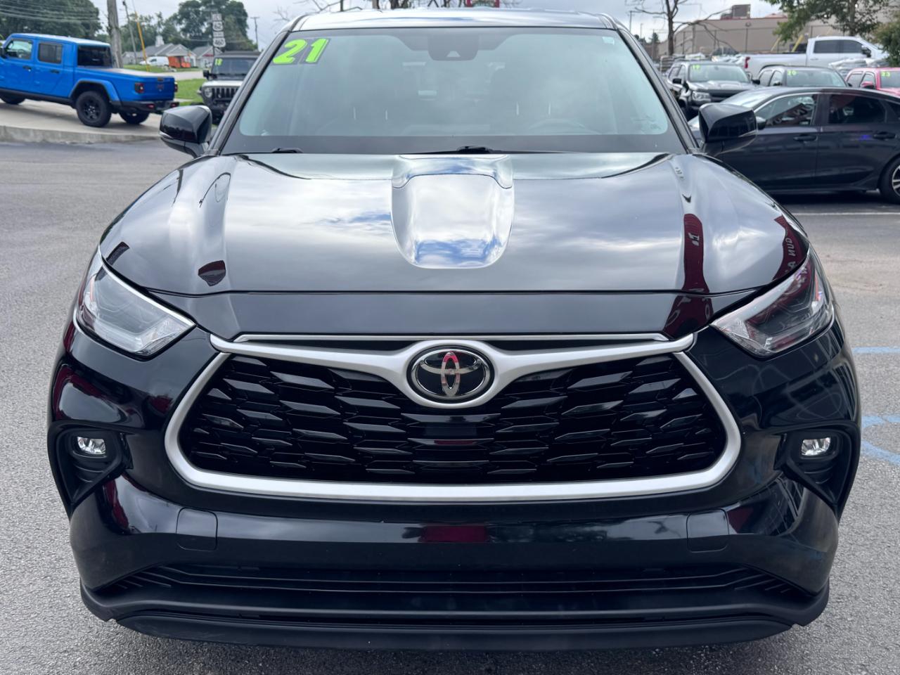 Toyota Highlander L FWD (Natl) 2021