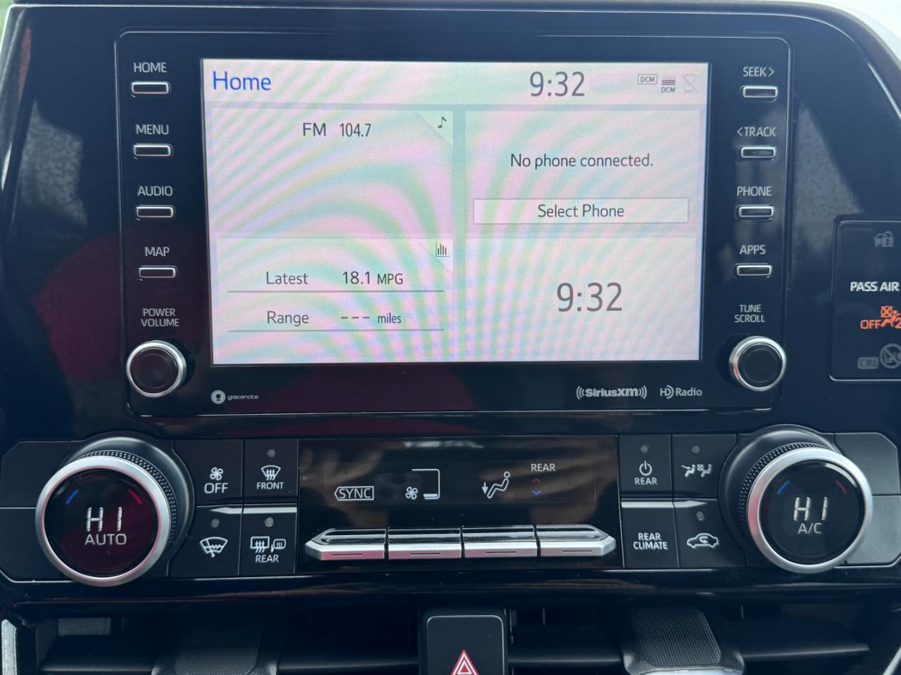 Toyota Highlander L FWD (Natl) 2021