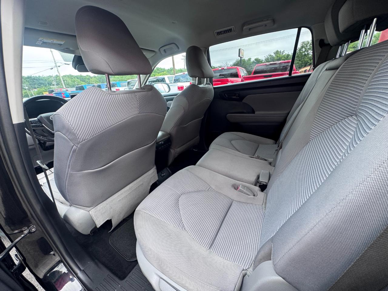 Toyota Highlander L FWD (Natl) 2021