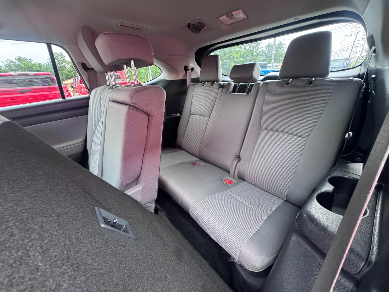 Toyota Highlander L FWD (Natl) 2021