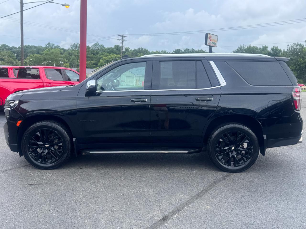 Chevrolet Tahoe 4WD 4dr Premier 2022