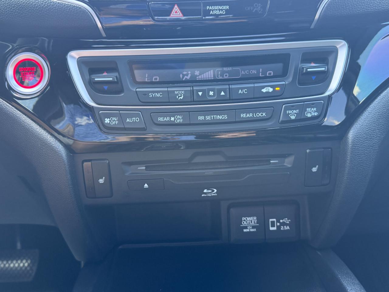Honda Pilot Touring 8-Passenger AWD 2019