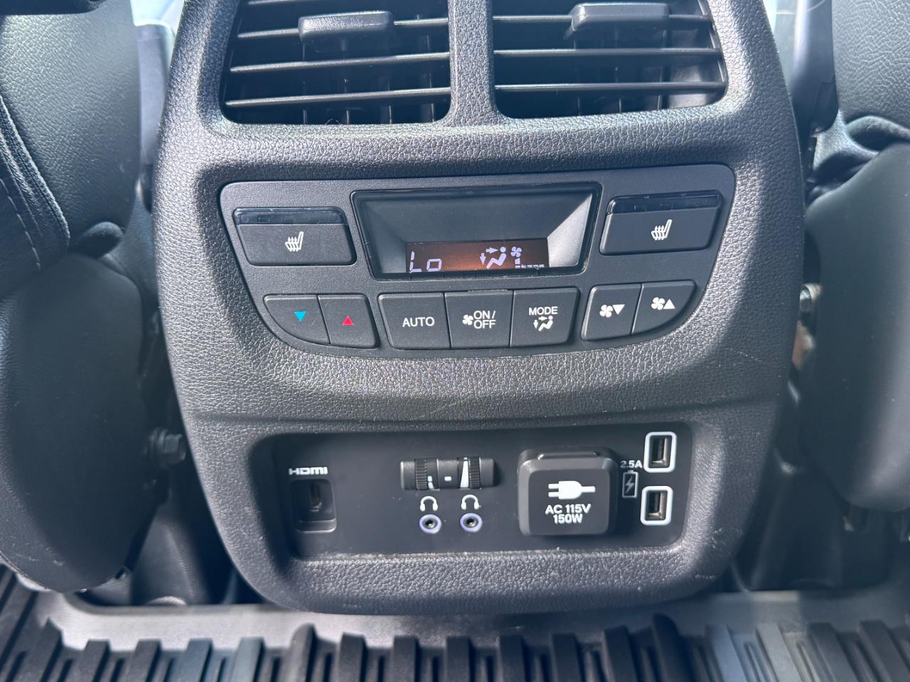 Honda Pilot Touring 8-Passenger AWD 2019