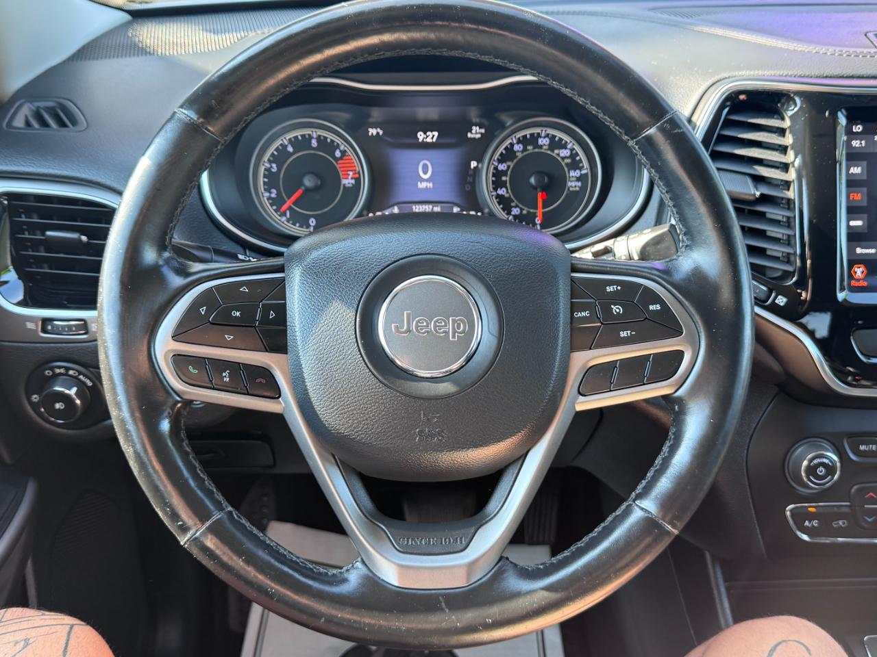 Jeep Cherokee Limited FWD 2020