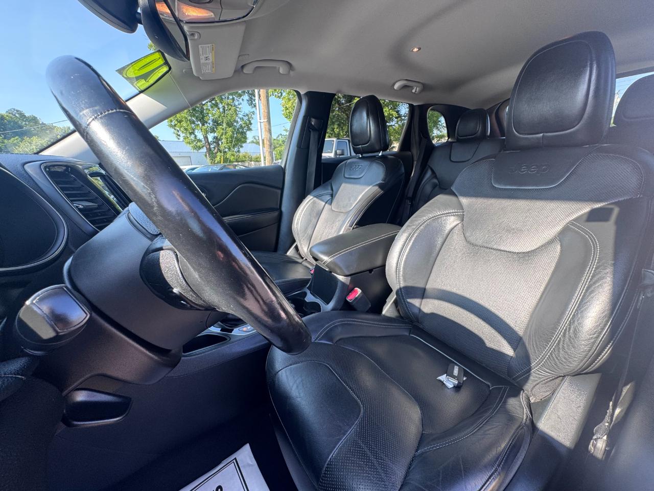 Jeep Cherokee Limited FWD 2020