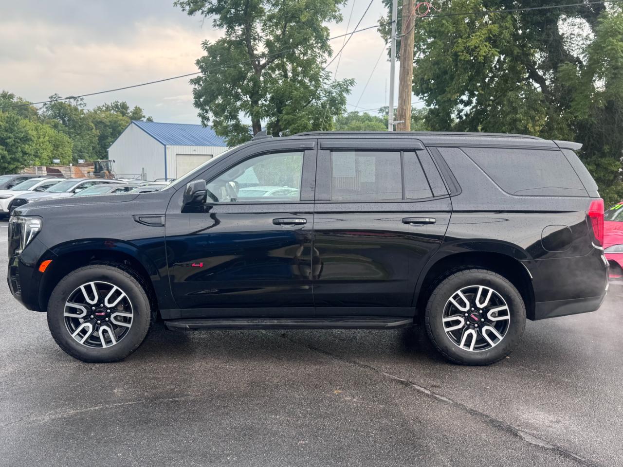 GMC Yukon 4WD 4dr AT4 2023
