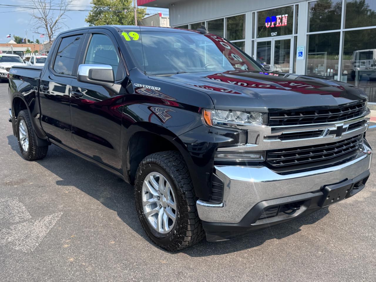 2019 Chevrolet Silverado 1500 4WD Crew Cab 147" LT