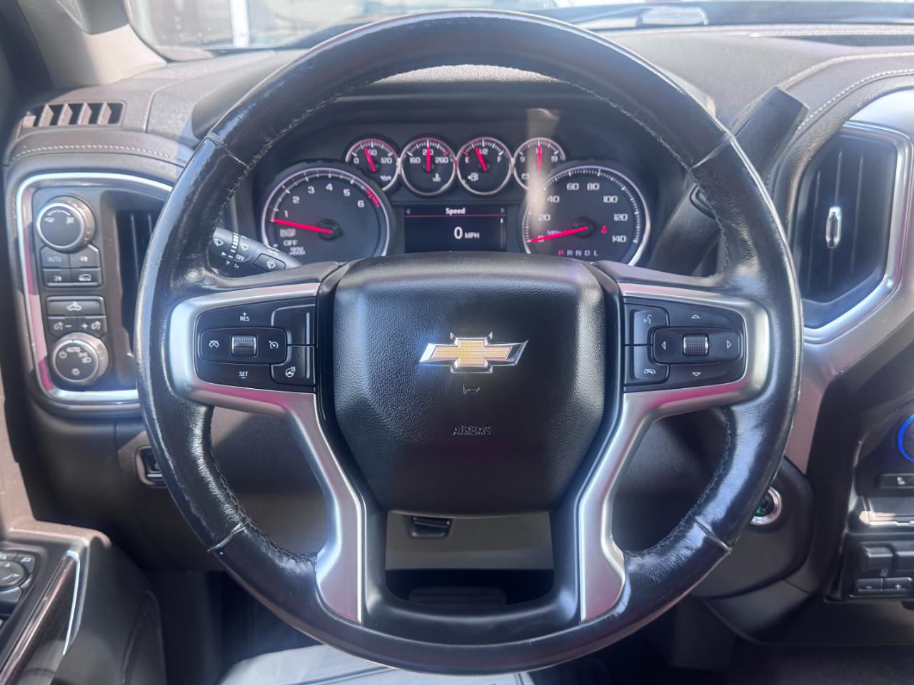 Chevrolet Silverado 1500 4WD Crew Cab 147" LT 2019