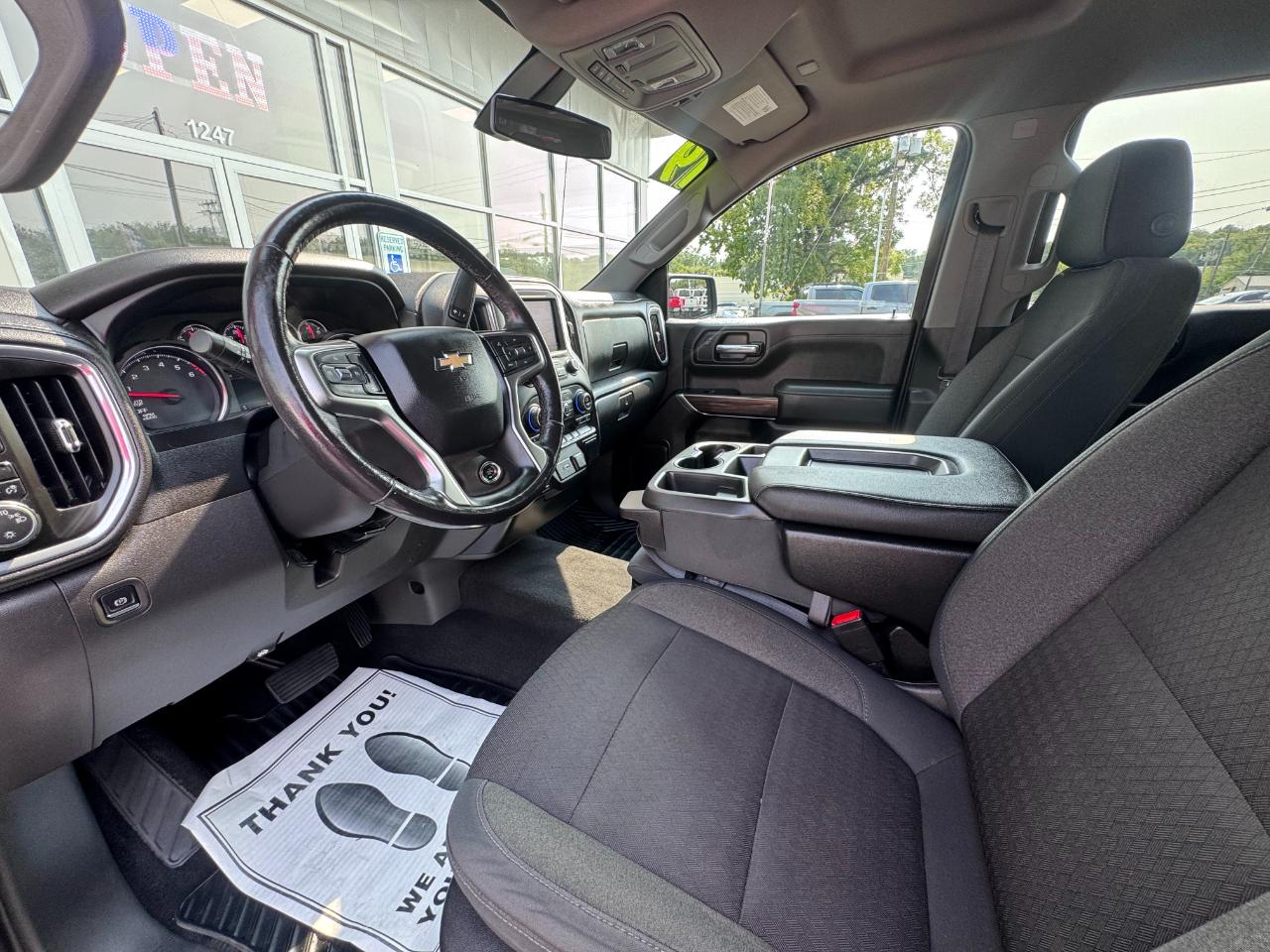 Chevrolet Silverado 1500 4WD Crew Cab 147" LT 2019