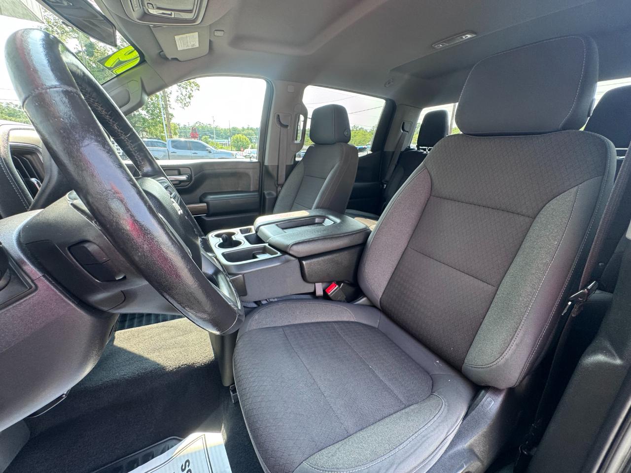 Chevrolet Silverado 1500 4WD Crew Cab 147" LT 2019