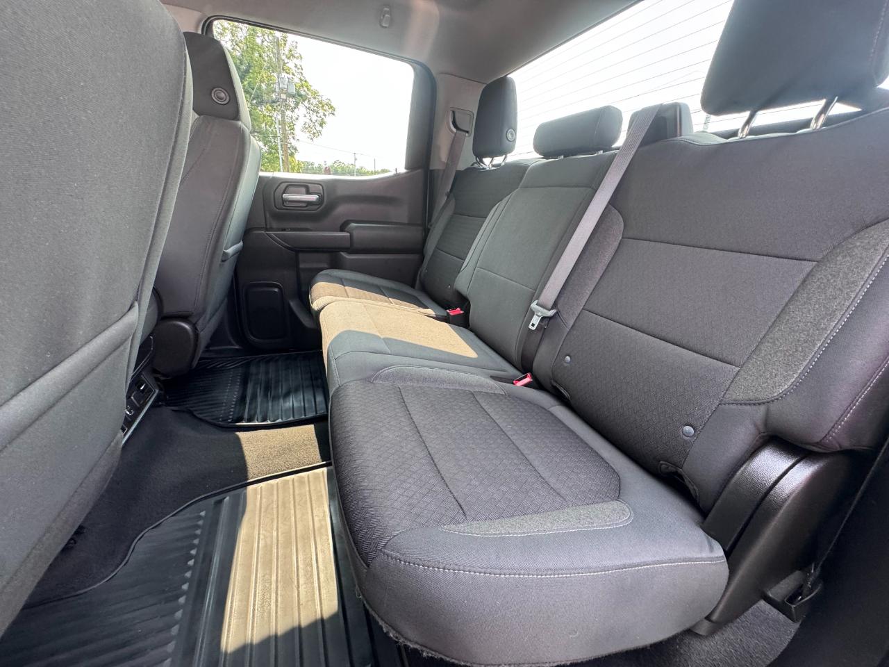 Chevrolet Silverado 1500 4WD Crew Cab 147" LT 2019