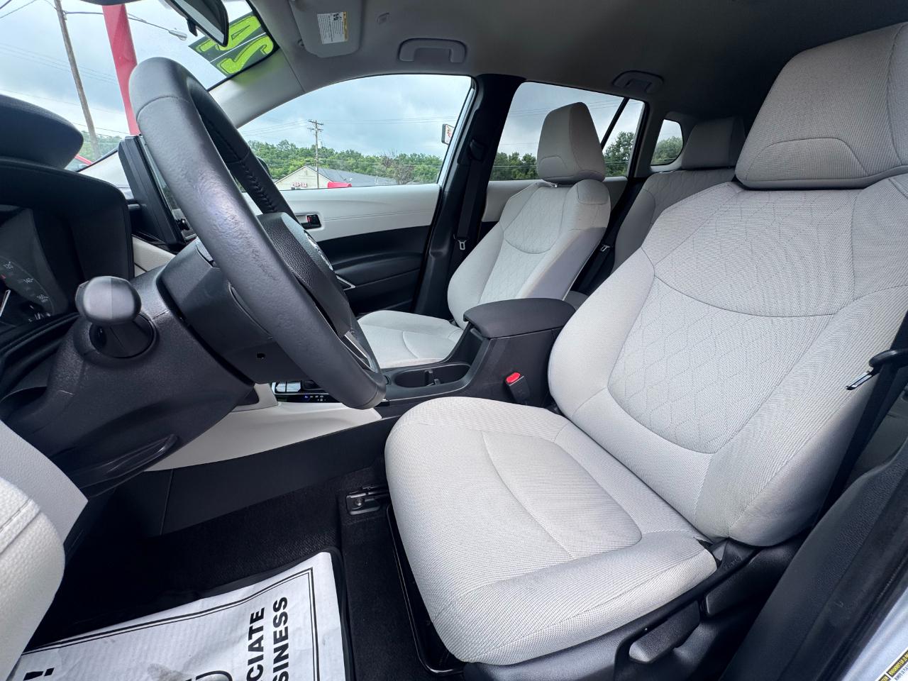 Toyota Corolla Cross LE 4WD (Natl) 2024