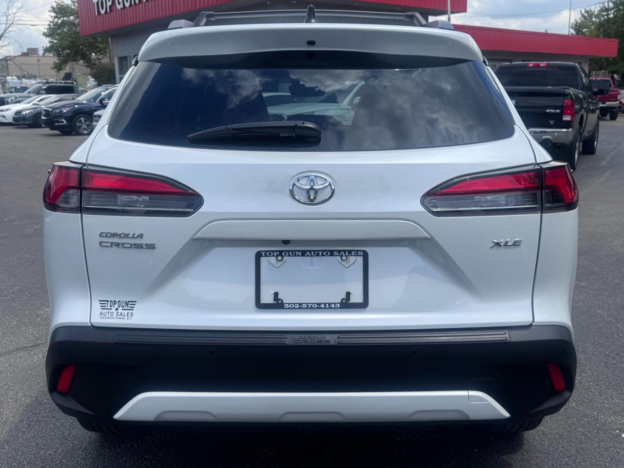 Toyota Corolla Cross XLE 2WD (Natl) 2026