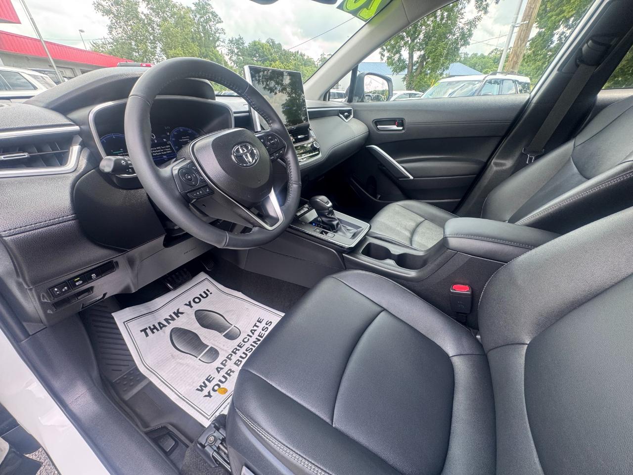 Toyota Corolla Cross XLE 2WD (Natl) 2026