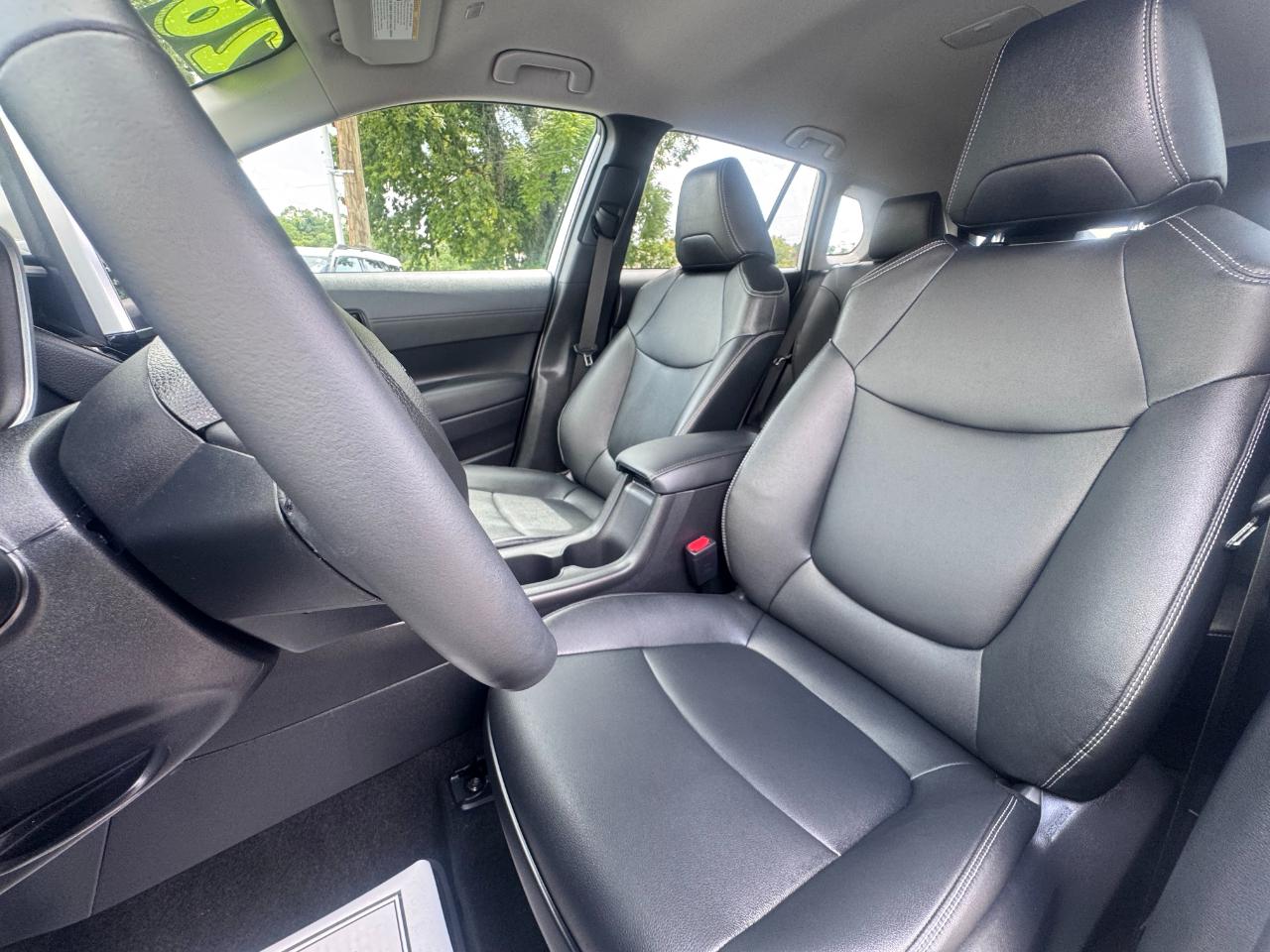 Toyota Corolla Cross XLE 2WD (Natl) 2026