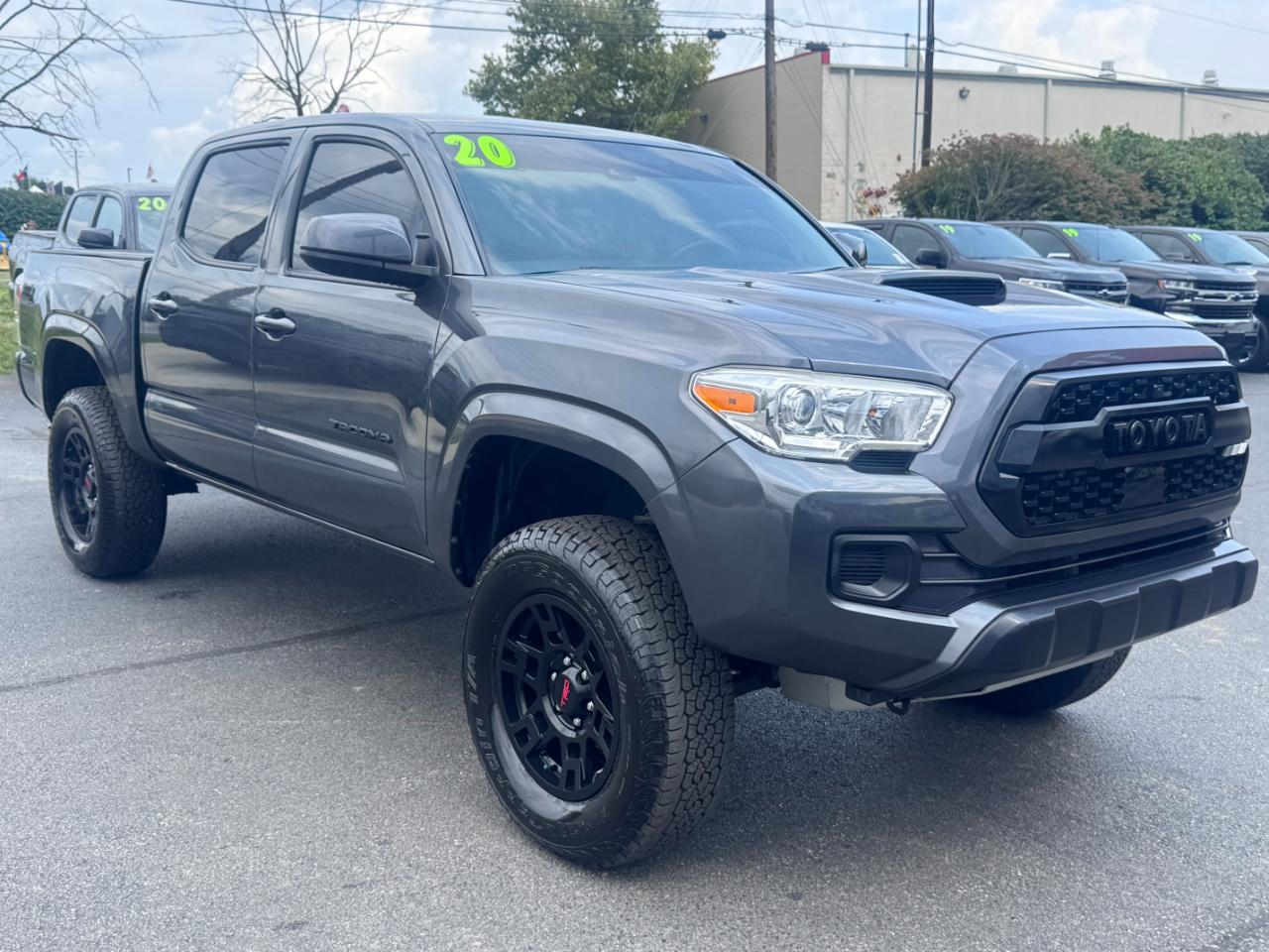 Toyota Tacoma 4WD SR5 Double Cab 5' Bed V6 AT (Natl) 2020