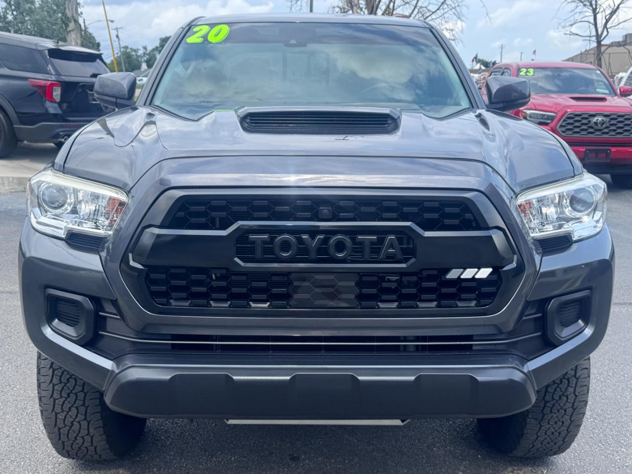Toyota Tacoma 4WD SR5 Double Cab 5' Bed V6 AT (Natl) 2020