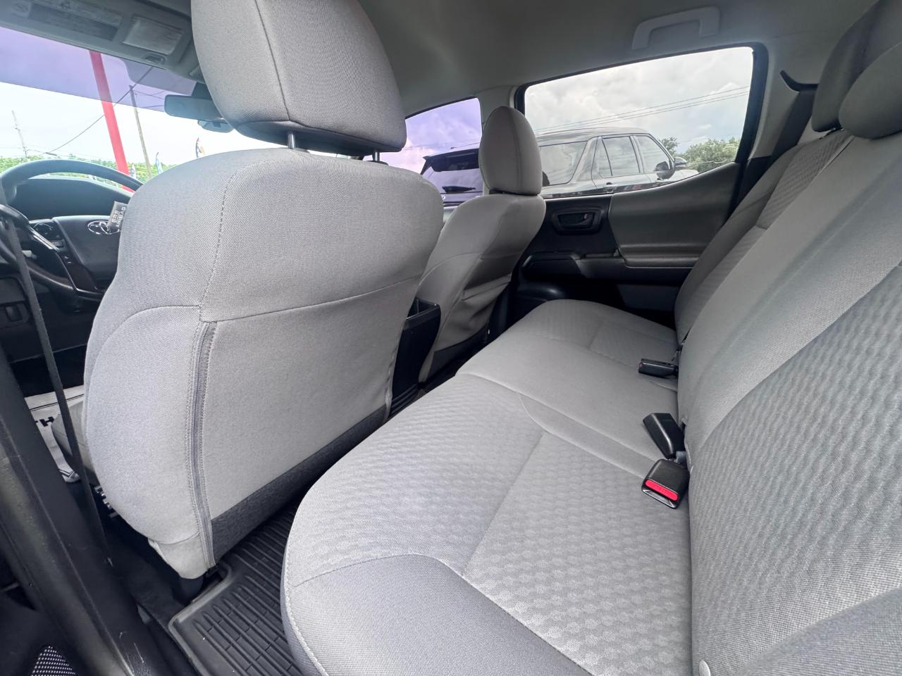 Toyota Tacoma 4WD SR5 Double Cab 5' Bed V6 AT (Natl) 2020